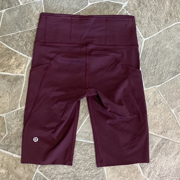 Lululemon Fast and Free Shorts - Picture 5 of 7